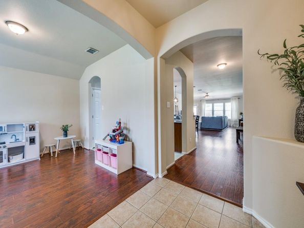 1682  Chukar Drive , Aubrey Texas 76227