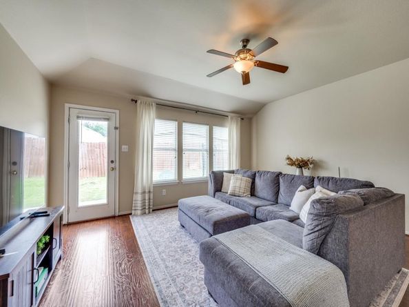 1682  Chukar Drive , Aubrey Texas 76227