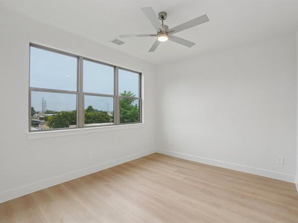 13351  Goodland Street  204, Farmers Branch Texas 75234