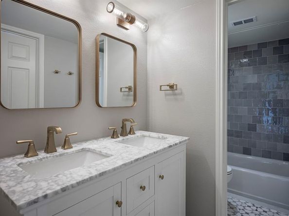 5720  Marquita Avenue  5, Dallas Texas 75206