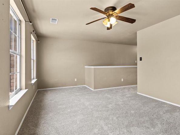 10636  Highland Ridge Road , Fort Worth Texas 76108