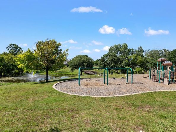 10636  Highland Ridge Road , Fort Worth Texas 76108