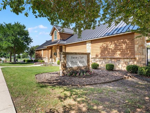 10636  Highland Ridge Road , Fort Worth Texas 76108