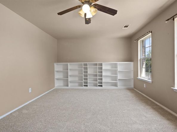 10636  Highland Ridge Road , Fort Worth Texas 76108