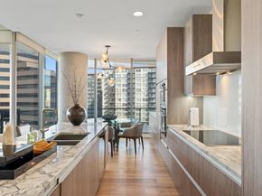 3130 N Harwood Street  804, Dallas Texas 75201