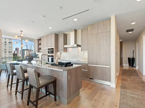 3130 N Harwood Street  804, Dallas Texas 75201