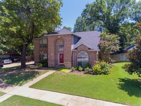 2416  Hedgeapple Drive , Arlington Texas 76001