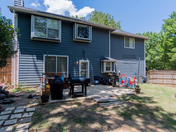 2416  Hedgeapple Drive , Arlington Texas 76001