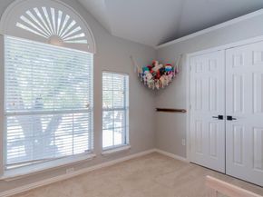2416  Hedgeapple Drive , Arlington Texas 76001
