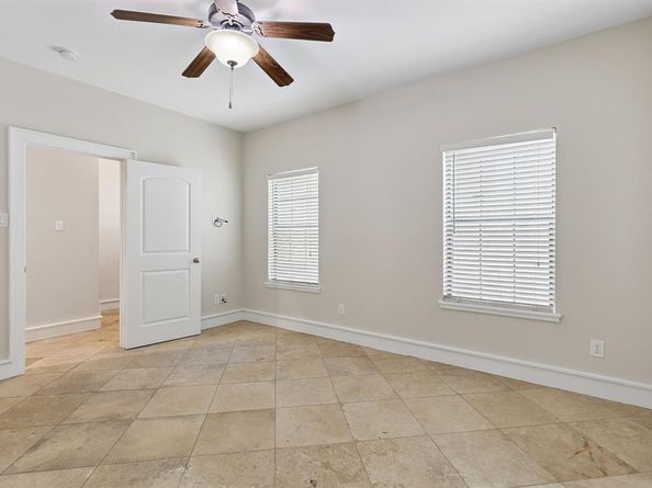 1405  Mccoy Street  P, Dallas Texas 75204