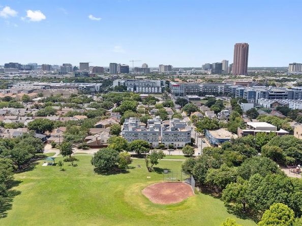 1405  Mccoy Street  P, Dallas Texas 75204