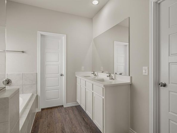 9240  Kansas Pacific Drive , Fort Worth Texas 76036