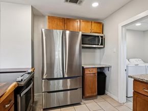 2414  Emmett Street , Dallas Texas 75211