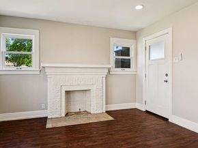 2414  Emmett Street , Dallas Texas 75211