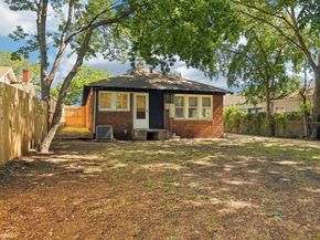 2414  Emmett Street , Dallas Texas 75211