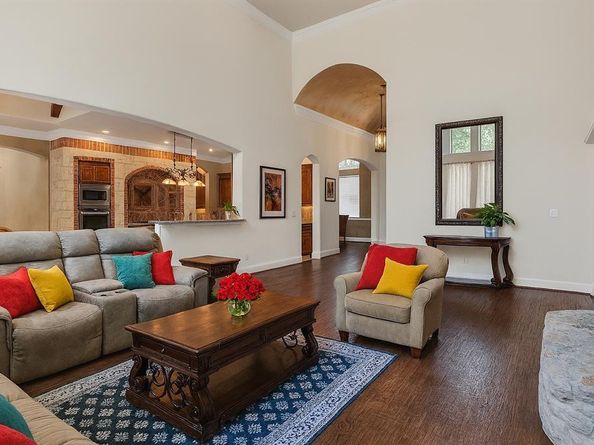 10500  Estancia Court , Fort Worth Texas 76108