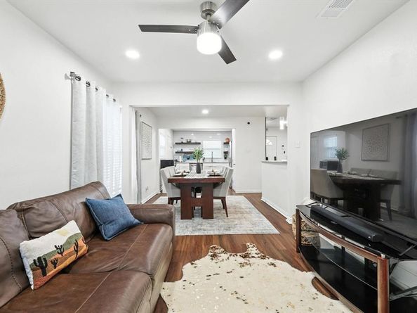 5111  Stoneleigh Avenue , Dallas Texas 75235