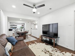 5111  Stoneleigh Avenue , Dallas Texas 75235