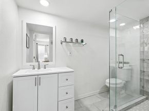 5111  Stoneleigh Avenue , Dallas Texas 75235