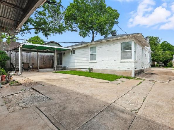 5111  Stoneleigh Avenue , Dallas Texas 75235