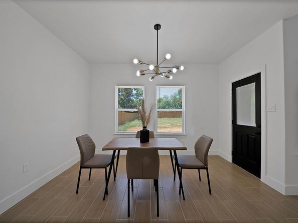 1700 S Hughes Street , Fort Worth Texas 76105