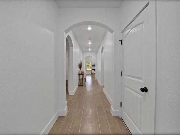 1700 S Hughes Street , Fort Worth Texas 76105