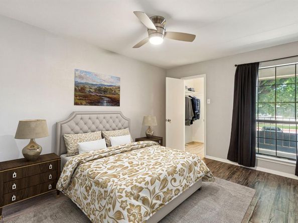2505  Wedglea Drive  209, Dallas Texas 75211