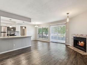 2505  Wedglea Drive  209, Dallas Texas 75211
