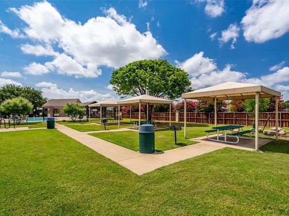 504  Cherry Tree Court , Saginaw Texas 76179