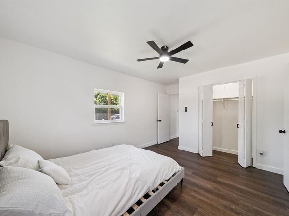 3425  Manordale Court , Forest Hill Texas 76140