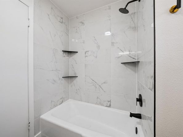 3425  Manordale Court , Forest Hill Texas 76140