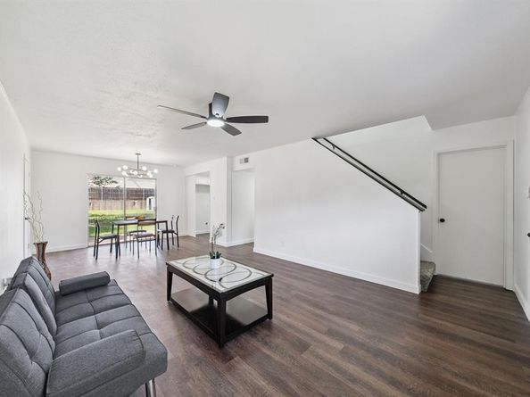 3425  Manordale Court , Forest Hill Texas 76140