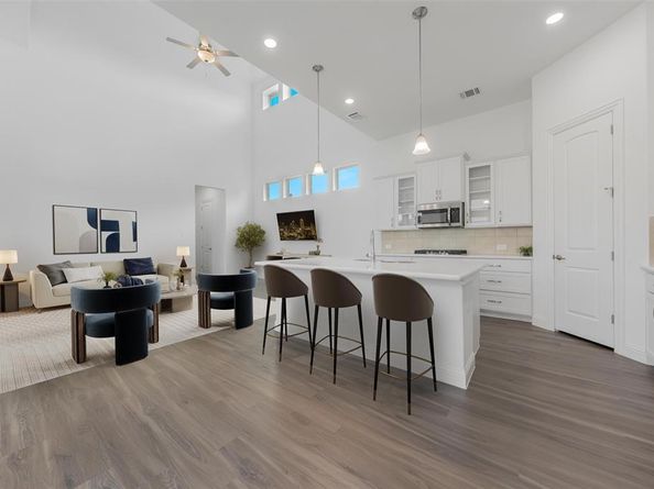 2730  Geranium Lane , Garland Texas 75042