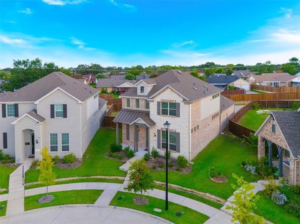 2730  Geranium Lane , Garland Texas 75042