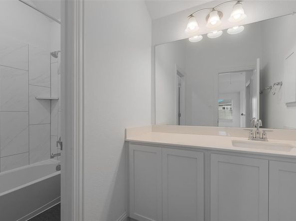 2730  Geranium Lane , Garland Texas 75042