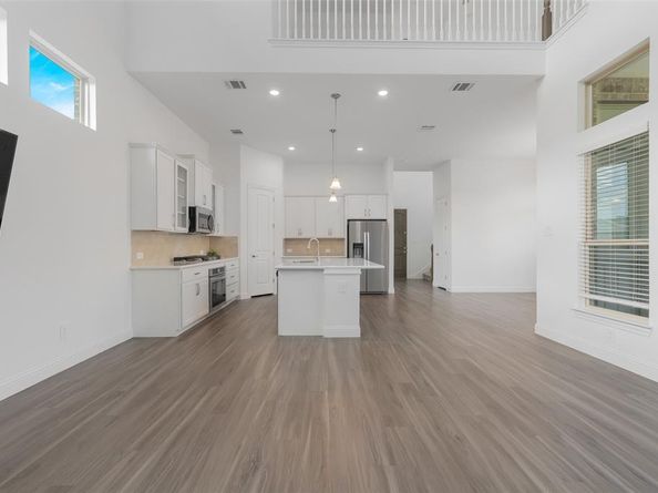 2730  Geranium Lane , Garland Texas 75042