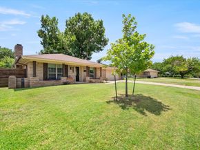 4904  Fall River Drive , Fort Worth Texas 76103