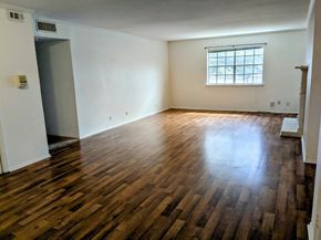 1401  Forest Edge Drive  21, Arlington Texas 76013