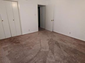 1401  Forest Edge Drive  21, Arlington Texas 76013