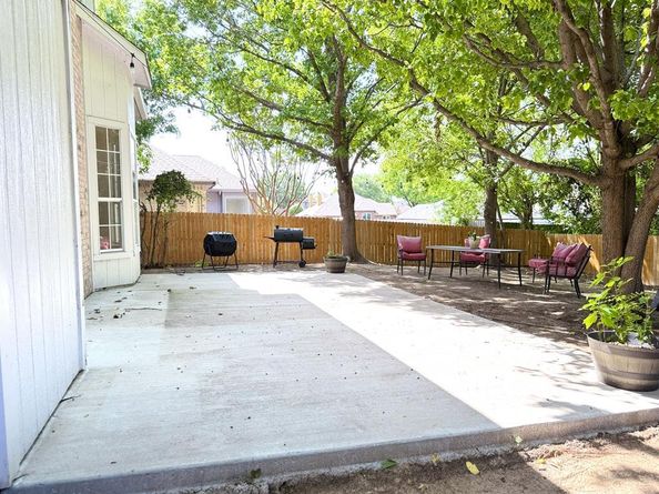 1153  Regal Drive , Garland Texas 75040