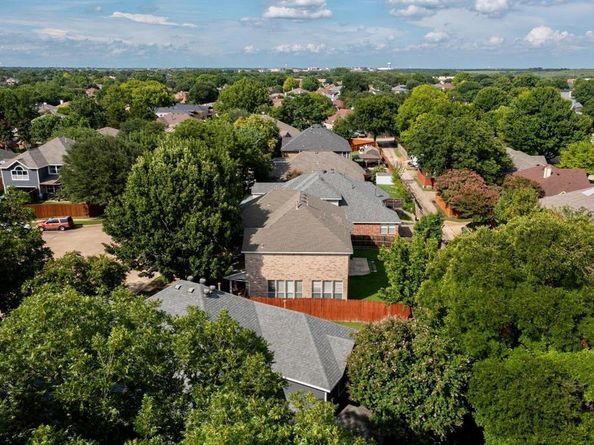 1506  Mossy Glen Court , Garland Texas 75040