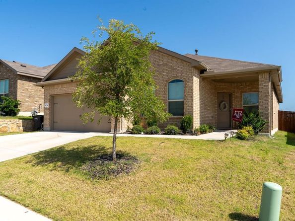9712  Cherryville Road , Fort Worth Texas 76108