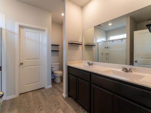 9712  Cherryville Road , Fort Worth Texas 76108