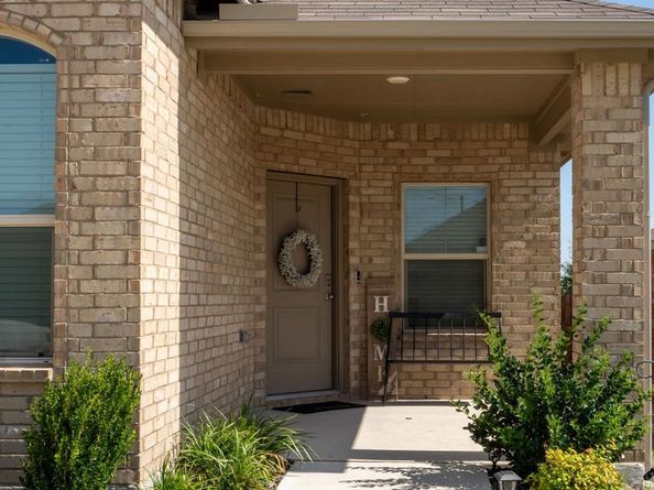 9712  Cherryville Road , Fort Worth Texas 76108