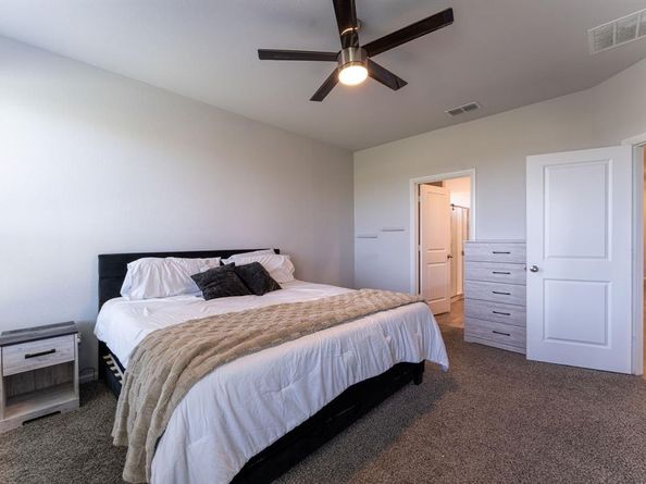 9712  Cherryville Road , Fort Worth Texas 76108