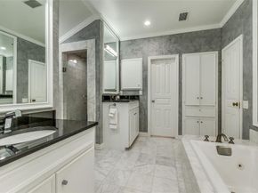 5866  Farquhar Lane , Dallas Texas 75209
