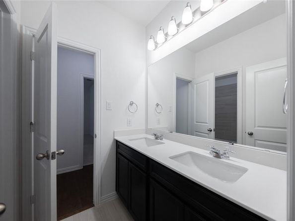 5509  Candlewood Drive , Denton Texas 76207