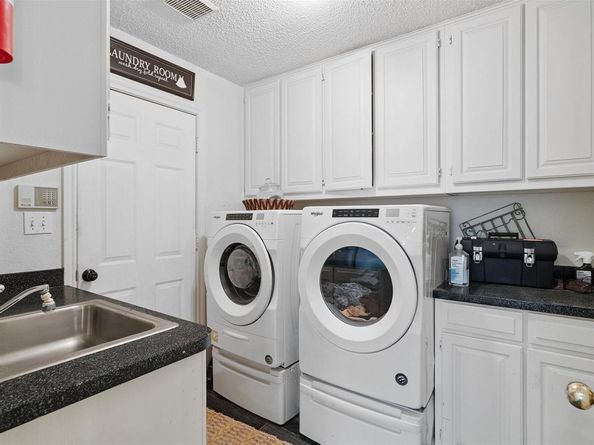 10186  Meadowcrest Drive , Benbrook Texas 76126