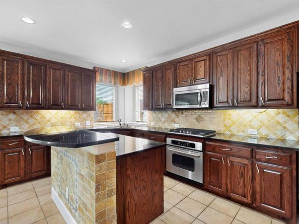 1343  Valley Vista Drive , Irving Texas 75063
