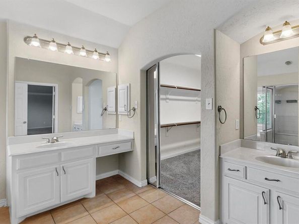 1343  Valley Vista Drive , Irving Texas 75063